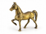 ESCULTURA, uma (1) escultura no feitio de cavalo confeccionada em bronze, medindo 17x18cm.