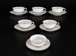 PORCELANA SÃO JOÃO RECIFE, seis (6) xícaras para café com seus respectivos pires confeccionados em porcelana na tonalidade branca com borda filetada a ouro, medindo 3,5x8,5x7cm.
