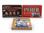 BRINQUEDOS, três (3) jogos de tabuleiro, sendo: A) O Jogo da Enciclopédia, da Grow; B) Perfil 3, da Grow; e C) Cilada  50 Quebra-Cabeças, da Estrela. Acompanham respectivas caixas, apresentando sinais de uso e armazenamento. Conteúdo interno não conferido, podendo apresentar falta de cartas, fichas, peças, tabuleiros ou demais componentes. Jogos no estado.