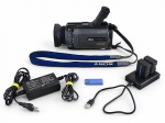 FOTOGRAFIA, uma (1) filmadora digital SONY DVCAM, com lente zoom óptico 12x e sistema 3CCD Mega Pixel, acompanhada de alça original SONY, adaptador de energia AC-L100, carregador de baterias, duas baterias e cartão Memory Stick Sony 8 MB, além de cabos. Conjunto com sinais de uso e desgaste. Sem teste de funcionamento. No estado.