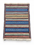 TAPETE, um (1) tapete Kilim, medindo 90x61cm.