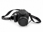 FOTOGRAFIA, uma (1) câmera fotográfica digital CANON PowerShot SX30 IS, na cor preta, modelo superzoom, equipada com lente Canon Zoom Lens de 35x de zoom óptico, estabilizador de imagem, flash integrado e visor eletrônico. Acompanha tampa protetora da lente e alça original Canon. Acompanha carregador. Funcionando, sem garantias futuras.