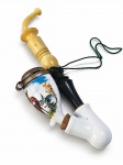 DIVERSOS, um (1) cachimbo confeccionado em porcelana na tonalidade branca, pintura de veado e elementos florais em policromia, guarnição em metal com sinais de oxidação, piteira em chifre polido torneado, medindo 16,5cm.