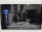 TV da Marca  Samsung  40 Polegadas com Controle  - TV necessita de Manutenção  as vezes liga e as ve