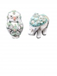 Par de Figuras Decorativas em Cerâmica Raku   Coruja e Elefante enriquecidas com aplicações  em alto-relevo de elementos florais, folhagens e incrustações em pedraria sintéticas em tons pastel de verde, rosa e turquesa.  Dimensões: 22 cm de altura , bom estado.