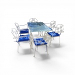 Conjunto de Varanda e Jardim em Ferro Batido (7 Peças)Elegante conjunto para exterior em ferro batido artístico trabalhado em volutas com acabamento em pátina branca.Composição: Mesa retangular com tampo de vidro temperado e 6 cadeiras com braços (poltronas).Acessórios: Acompanha jogo completo de almofadas amarráveis na cor azul . Excelente estado de conservação, com estrutura firme, pintura íntegra e sem oxidação aparente. Medindo 1,15 x 79 cm e cadeiras 80 x 42 x 45 cm ( RETIRADA EM TEREZOPOLIS COM AGENDAMENTO  )