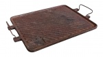 Antiga chapa em ferro - 04x43x33 cm - com desgastes do uso e do tempo.