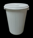 Cesto de lixo em polipropileno - 60x46 cm - 62L - com desgastes do uso.