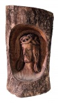 Escultura Jesus Cristo entalhada em tronco de madeira - 37x21x09 cm - com desgastes nas pontos conforme foto