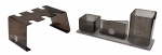 Lote composto por 2 itens de escritório em acrílico - sendo 1 porta carimbo 07x16x09 cm - e 1 porta caneta 09x23x06 cm - com riscos e desgastes do uso.