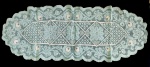 Caminho de mesa em renda - 96x38 cm