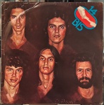 14 Bis –14 Bis. Selo : EMI – 31C 064 422850. Formato : Vinil , LP, Álbum, Estéreo. País : Brasil. Lançado :
1979. Capa muito bom. Encarte muito bom. Disco quase perfeito. Usado. Necessita limpeza