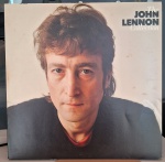 John Lennon – The John Lennon Collection. Selo : Parlophone – 31C 066 78224. Formato : Vinil , LP, Compilação. País : Brasil. Lançado : 1982. Usado. Capa excelente. Encarte quase perfeito.  Disco quase perfeito. Necessita limpeza.