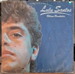 Lulu Santos –Último Romântico. Selo : Warner Bros. Records – 670.0016 , Warner Bros. Records – 36.227
Formato : Vinil , LP, Compilação, Estéreo. País : Brasil. Lançado : 1987. Capa boa. Encarte muito bom.  Discos muito bom. Usado. Necessita limpeza