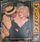 Madonna – I`m Breathless (Music From And Inspired By The Film Dick Tracy). Rótulo : Sire – 670.9155, Sire – 00976. Formato : Vinil , LP, Álbum. País : Brasil. Lançado : 1990.  Capa boa. Disco bom. Usado. Necessita limpeza
