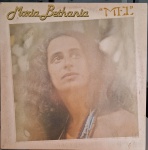 Maria Bethânia – Mel. Selo : Philips – 6349.433 , Philips – 6349 433. Formato : Vinil , LP, Álbum, Estéreo
País : Brasil. Lançado : 1979. Capa excelente. Encarte excelente.  Disco excelente. Usado. Necessita limpeza.