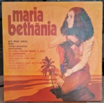 Maria Bethânia –Série Coletânea Vol. 5. Selo : Odeon – SC 10085 , Odeon – SC-10.085. Formato :Vinil , LP, Compilação. País : Brasil.  Capa excelente. Encarte excelente.  Disco excelente. Usado. Necessita limpeza.