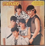 Menudo –A Festa Vai Começar. Selo : RCA Victor – 104.4206. Formato : Vinil , LP, Álbum. País : Brasil
Lançado : 1985. Capa excelente. Encarte bom. Disco excelente. Usado. Necessita limpeza.