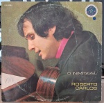 Roberto Carlos – O Inimitável. Selo : Columbia – 137.585/1-464065 , Columbia – 137.585 , Columbia – 1-464065. Série : O ? Mestre. Formato : Vinil , LP, Álbum, Reedição, Remasterizado. País : Brasil
Edição de 1971. Capa muito boa.  Disco muito bom. Usado. Necessita limpeza
