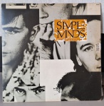 Simple Minds – Once Upon A Time. Selo : Virgin – 1048346 , RCA – 104.8346. Formato : Vinil , LP, Álbum
País : Brasil. Lançado : 1986.  Capa excelente. Encarte excelente. Disco quase perfeito. Usado. Necessita limpeza.