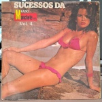 Sucessos Da Rádio Manchete FM Vol. 4. Selo : Mercúrio  6878 208. Série : Sucessos da Rádio MancheteFormato : Vinil , LP, Compilação. País : Brasil. Lançado : 1982. Capa muito boa. Disco excelente. Usado. Necessita limpeza.
