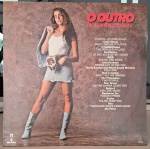O Outro (Internacional). Selo : Som Livre  590.002, Rede Globo  590.002. Formato : Vinyl, LP, Compilation, Gravações Elétricas Pressing. País : Brasil. Lançado : Julho de 1987.  Usado. Capa quase perfeita. Disco quase perfeito. Necessita limpeza.