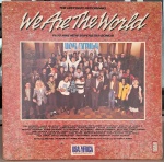 USA For Africa – We Are The World. Selo :  Discos CBS – 230.501. Formato :Vinil , LP, Álbum, Estéreo , Capa Gatefold, Discos CBS Pressing. País : Brasil. Lançado : 1985.  Capa excelente. Disco excelente. Usado. Necessita limpeza