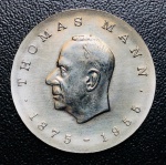 Moeda Alemanha - 5 Mark 1975 - Km-54 FC - Cobre-níquel - 9,7 g - 29 mm - Comemorativa 75º aniversário da morte de Johannes Brahms.
