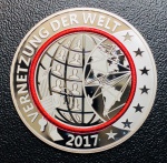 Rara Medalha Alemanha 2017 Prata (333/1000) - 14,66gr - 36mm - Anel De Polimero Vermelho - Edição Comemorativa Especial - Planeta Terra - Conectando o Mundo ( Com Certificado ).