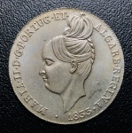 Moeda Portugal - 5 Euros 2013 - Km-832 FC - Cobre-níquel - 14 g - 30 mm - Comemorativa Série: Tesouros Numismáticos Portugueses - A degolada D. Maria II.