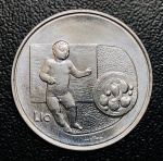 Moeda San Marino - 10 Liras 1976 - Km-54 FC - Alumínio - 1,6 g - 23,3 mm - Série: Família - FAO - Criança com Frutas.
