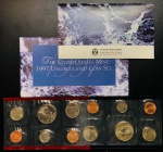 Set de Moedas Estados Unidos 1997 Letras P e D - 1 Dime, 1 Cent, 5 Cents, Quarter Dolar, Half Dolar + Token - ( total 10 Moedas + 2 Token ) - Lacrados.