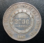 Moeda do Brasil - 2000 Reis 1857 - P-619 - Prata (.917) - 25,5g - 37 mm - 2º Tipo - Imperio D. Pedro II - Excelente Conservação