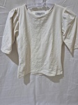 Blusa branca da Heckel Verri.TAM: G Peças podem apresentar marcas de uso ou guarda do.