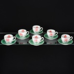 PORCELANA, seis (6) xícaras para chá, ornamentação pintada a mão, representando flores nas tonalidades rosa e verde, sem marca de manufatura aparente, atelier MY, vide foto.