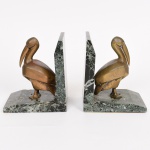 DIVERSOS, par (2) serre livre, representando pássaros, confeccionados em bronze e assinados ATRULI (?), numerados 2583 e 2589, base em granito italiano rajado, medindo a escultura 13,5 cm altura, com a base 15 cm, vide foto.