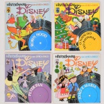 MÚSICA, quatro (4) discos em vinil, alguns coloridos, todos com Historinhas Disney: João e Maria; Peter Pan; O Natal do Tio Patinhas; Robin Hood, acompanham os livretos, vide foto.