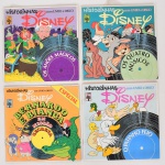MÚSICA, quatro (4) discos em vinil, alguns coloridos, todos com Historinhas Disney: O Patinho Feio; Os Quatro Músicos; Os Anões Mágicos; Bernardo e Bianca em Missão Secreta (capa vazia sem o disco), acompanham os livretos, vide foto.