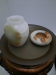 Lote com vaso (15 cm) e cinzeiro (12 cm) em fino mármore italiano