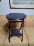 Mesinha dobrável para serviços auxiliares, 57 alt x 37 cm diam