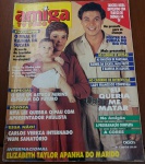 Revista Amiga TV Tudo Nº 1.066 (Outubro de 1990)  Histórico: Final de Rainha da Sucata / Cinema Nacional (Césio 137 / Xuxa)Exemplares de outubro de 1990 que cobrem o final histórico de Rainha da Sucata já possuem forte demanda de colecionadores de novelas. Ao somar isso às imagens internas que registram a história do cinema nacional (os prêmios de Césio 137 e a menção ao filme raro da Xuxa), o apelo visual e documental do anúncio cresce significativamente: