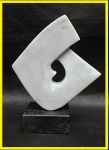 Bruno Giorgi - Teorema -  Escultura em mármore - Medindo : 18 x 14 cm Assinada na escultura.