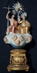 ARTE SACRA FANTÁSTICA IMAGEM REPRESENTANDO SANÍSSIMA TRINDADE COMPOSTA POR DEUS PAI JESUS CRISTO COM