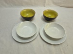 Lote de 2 bowls em cerâmica vitrificada e 2 bowls em porcelana branca. Medindo 11,5cm x 6cm de altura.