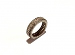 Fashion Luxo Joias, Aliança cravejada de cristais lapidação Baguete, em Prata de Lei 925. Aro 17. Peso total 4,24gr