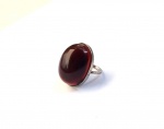 Vintage Fashion Luxo Joias, Anelão Ágata Bicolor Cabochão, em Prata de Lei, medindo 20x25mm de diâmetro, Aro 17,5. Peso total 9,55gr