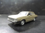MINIATURA - FORD DEL REY . COM ABERTURA DAS PORTAS. APROX. 12 CM. - USADO NO ESTADO CONFORME FOTOS - ITEM SERA ENVIADO DO RS.