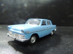 MINIATURA - RÉPLICA DE CARRO. AERO WILLIS. MEDE APROX. 12CM. PARTES DE METAL, PLÁSTICO E PNEUS DE BORRACHA. ABRE AS PORTAS E POSSUI MOVIMENTO DITO FRICÇÃO.  - USADO NO ESTADO CONFORME FOTOS - ITEM SERA ENVIADO DO RS.