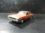 MINIATURA - DODGE CHARGER. COM ABERTURA DAS PORTAS. APROX. 11,5CM. - USADO NO ESTADO CONFORME FOTOS - ITEM SERA ENVIADO DO RS.
