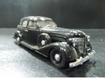 MINIATURA - ANTIGA LIMOSINE RUSSA MODELO ZIS-101A - ANO: 1930 - COR: PRETA - ESCALA: 1/43 - MODELO METAL DIE-CAST. - USADO NO ESTADO CONFORME FOTOS - ITEM SERA ENVIADO DO RS.